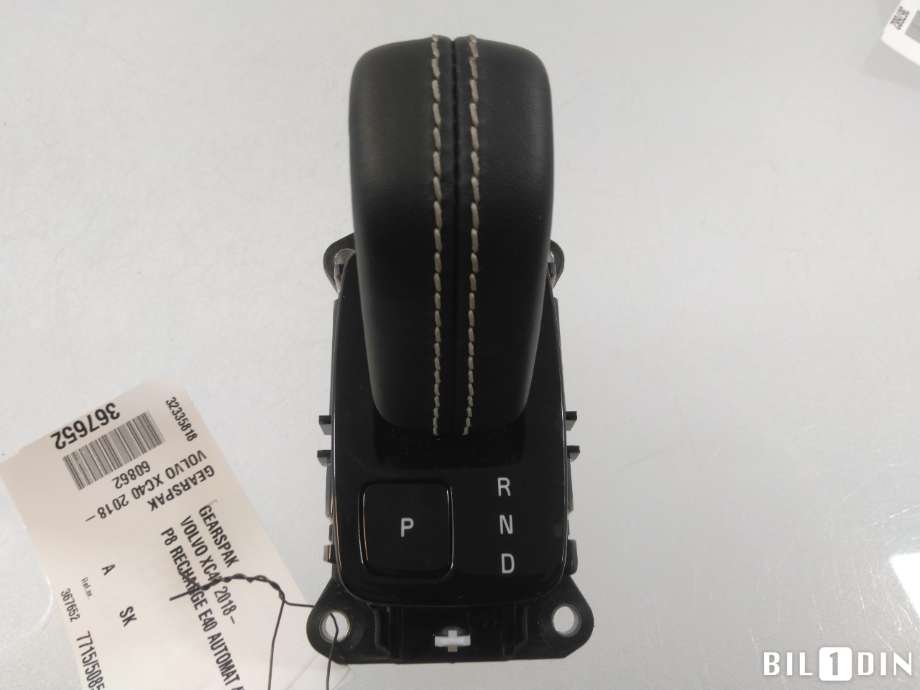 Girstang/girvelger automat til Volvo XC40 2018-2024  (VOLVO|32335818||10529662)