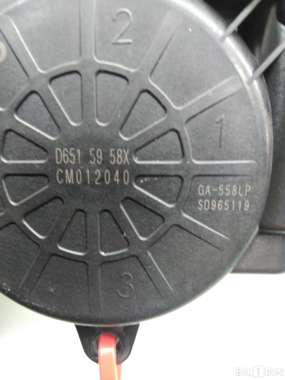 Ruteheis venstre foran til Mazda 6 2015-2018 (Type III, Fase 2)  (MAZDA|D6515958XB|D6515958XA|)