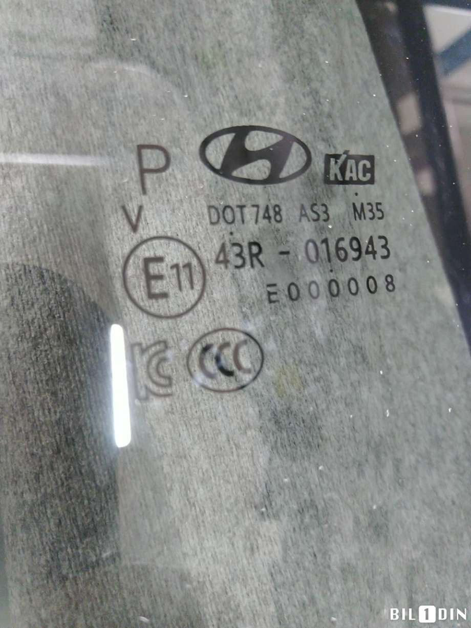Siderute høyre bak til Hyundai Kona 2017-2021 (Type I, Fase 1)  (HYUNDAI|43R016943|)