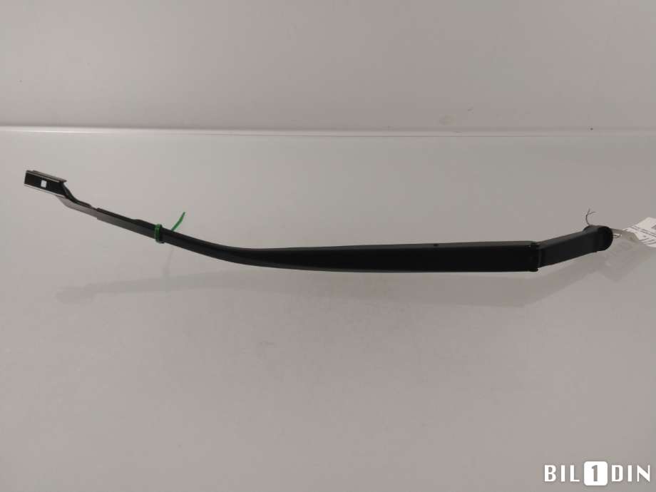 Viskerarmer frontrute til Toyota Prius, 2016-2023 (Type IV) (combi) (combi) (TOYOTA|8521147190)