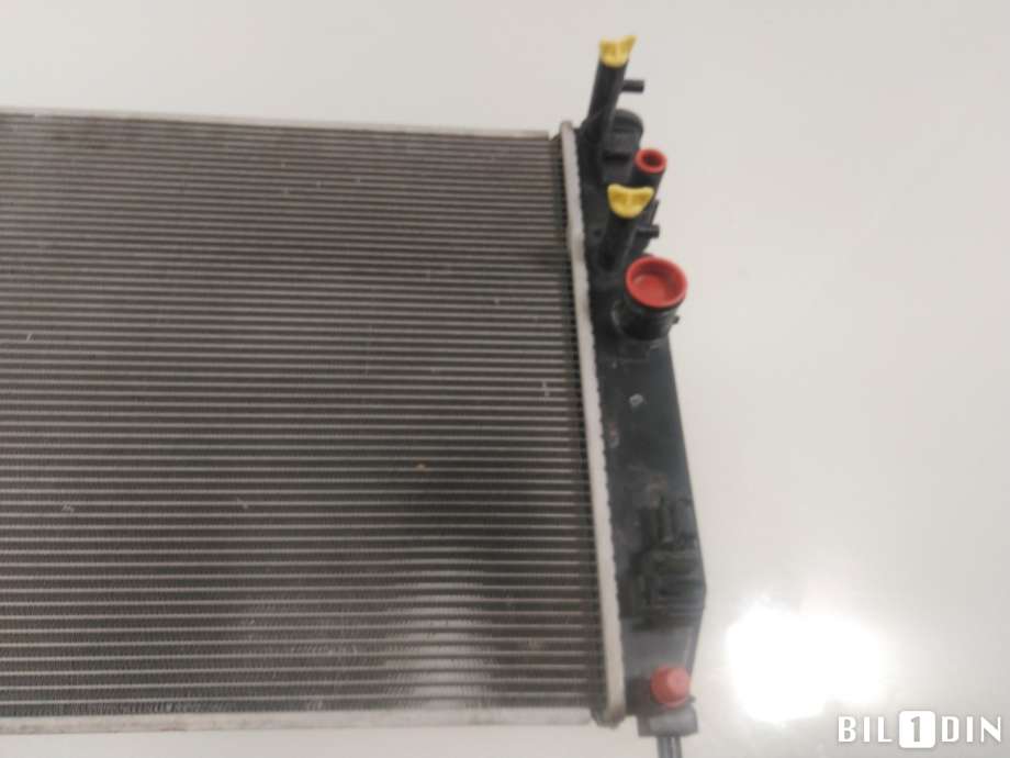 Radiator (automat gir) til Toyota Prius 2016-2023 (Type IV) (combi) (combi) (TOYOTA|1640037310||4221356021)