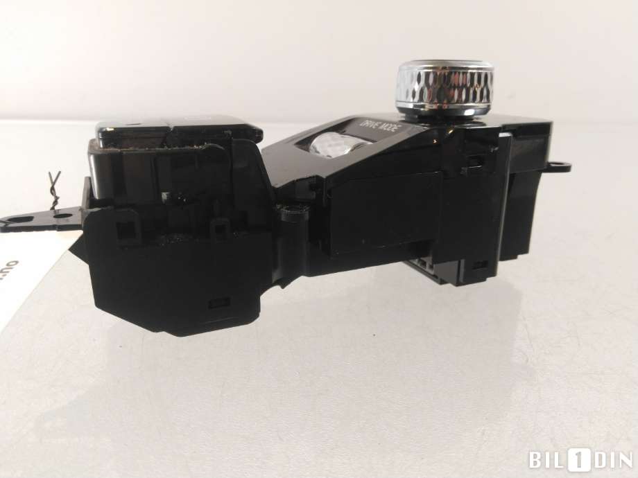Bryter start/stopp til Volvo V90 / V90 CC / S90 2016-->>  (VOLVO|31443818|)