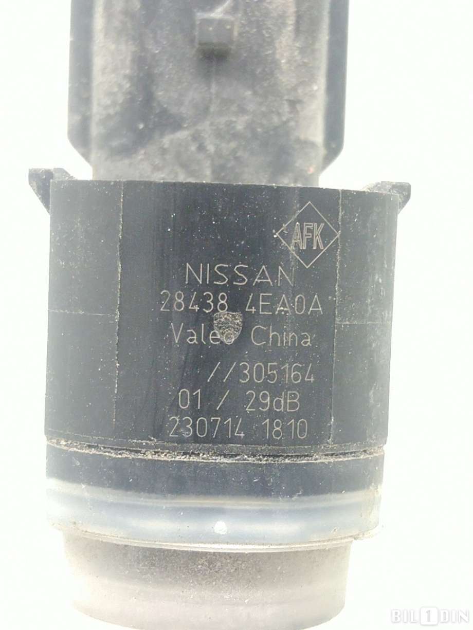Parkeringssensor foran til Nissan Qashqai 2014-2021 (Type II)  (NISSAN|284384EA0A|)