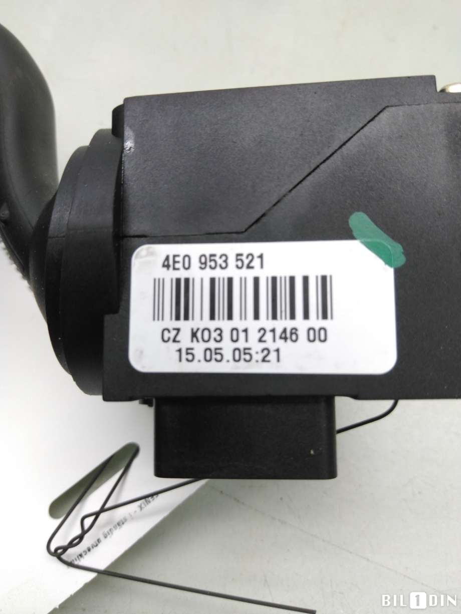 Bryter cruise control til Audi A6 2005-2008 (Type III, Fase 1) (C6) (C6) (AUDI|N90799102|4E0953521B|4E0953521)