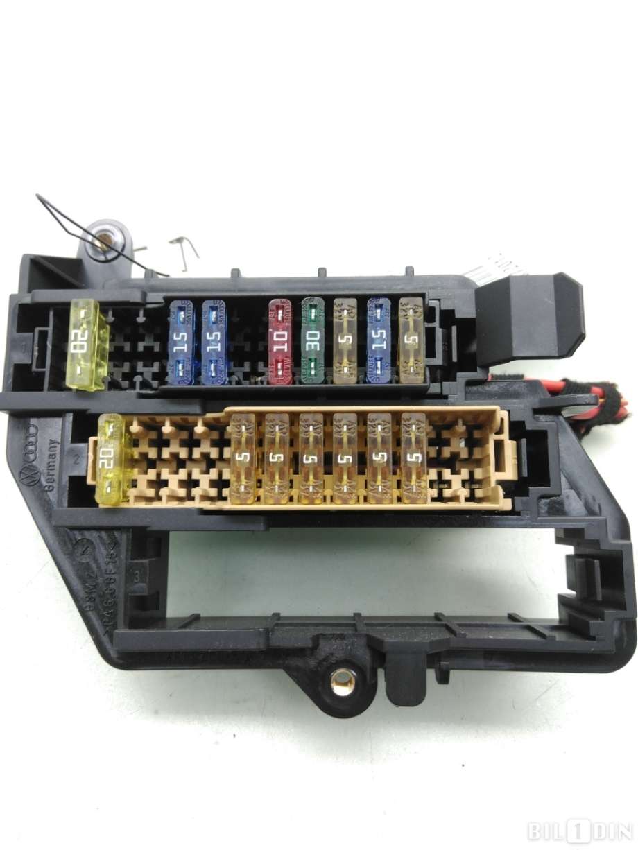 Sikringsboks til Audi A6 2005-2008 (Type III, Fase 1) (C6) (C6) (AUDI|4F1971845A|)