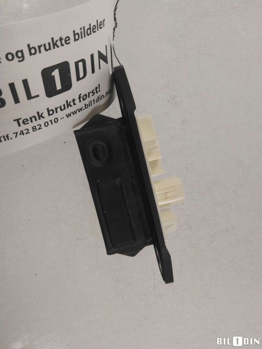 Bakluke/bakdør håndtak til Toyota Corolla, 2019-->>  (TOYOTA|6943048030)