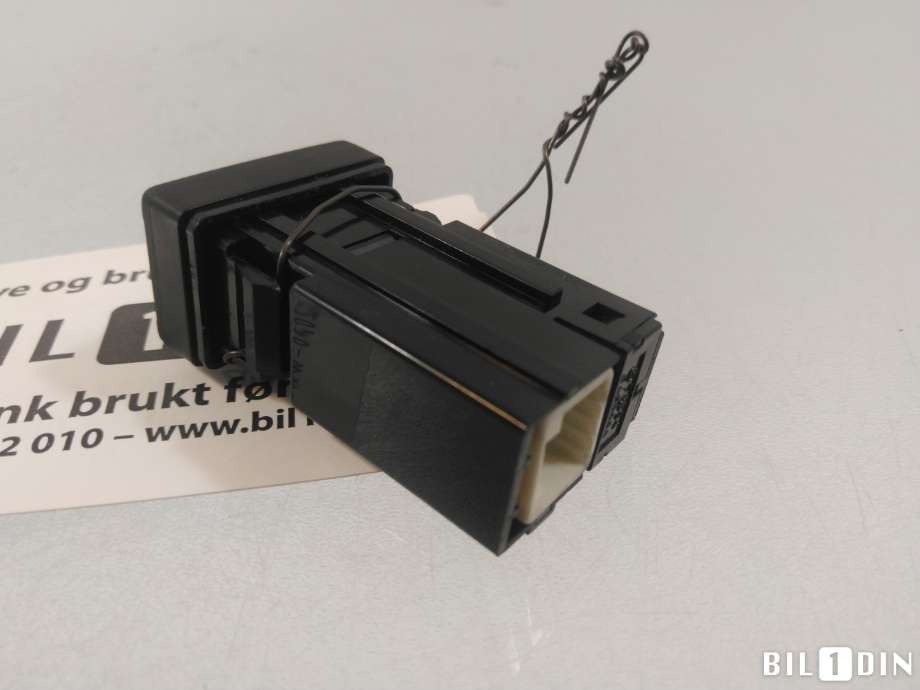 Bilstereo diverse til Toyota Prius 2009-2016 (Type III) (COMBI) (COMBI) (TOYOTA|8619048010|)