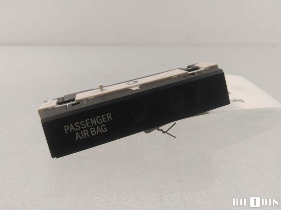 Diverse deler til Toyota Prius 2009-2016 (Type III) (COMBI) (COMBI) (TOYOTA|8395047070||8315047030)