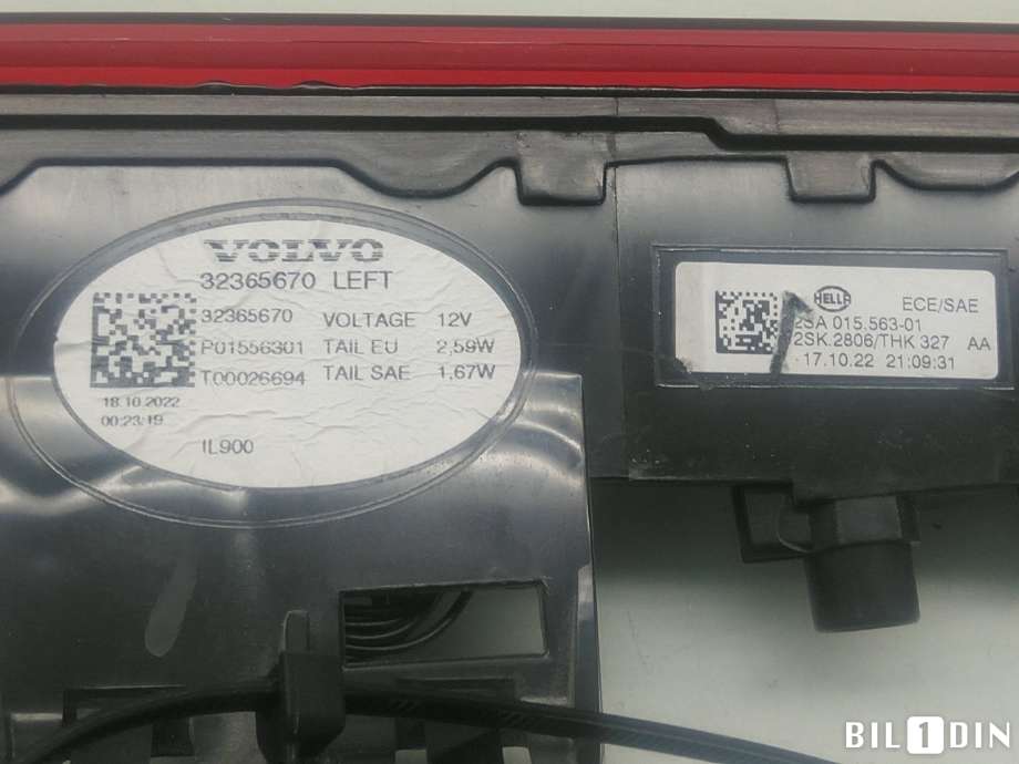 Baklykt venstre til Volvo C40 Recharge 2021-2024  (32365670|)