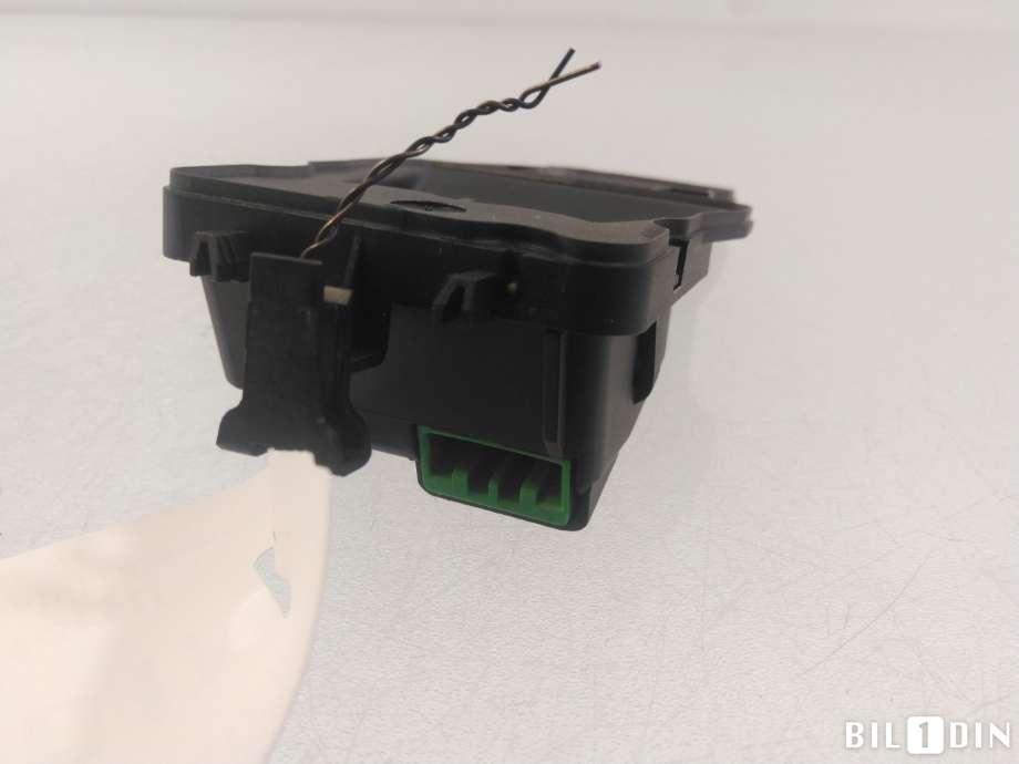Diverse deler til Volvo V40 2012-2019  (VOLVO|31360888|)