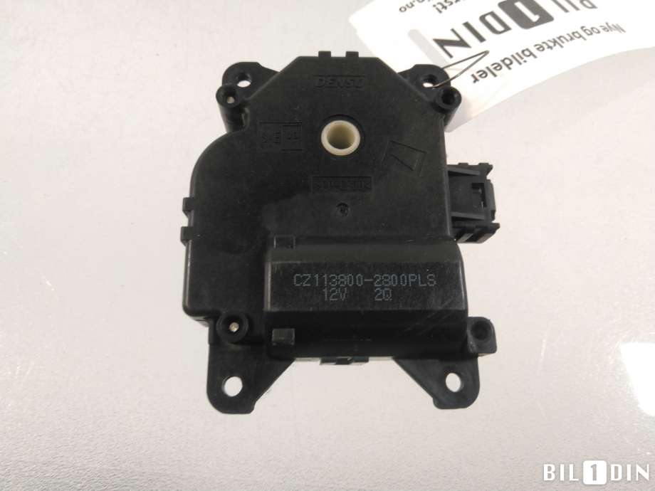 Diverse deler til Toyota Yaris 2012-2014 (Type III, Fase 1) (TOYOTA|871060D031||1138002800)