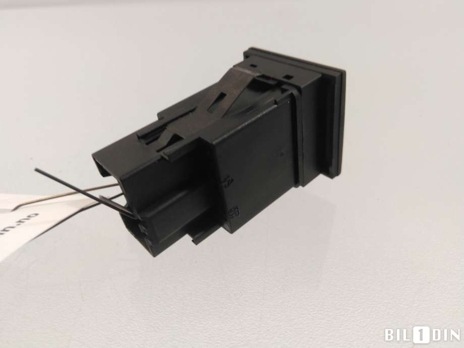 Bryter setevarme til VW Transporter / Caravelle 2003-2009 (Fase 1) (T5) (T5) (VOLKSWAGEN|7E0963563|)