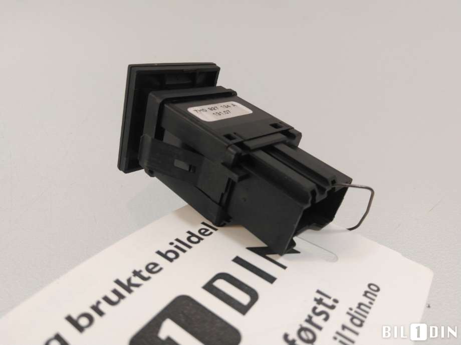 Bryter Antispinn til VW Transporter / Caravelle 2003-2009 (Fase 1) (T5) (T5) (VOLKSWAGEN|7H0927134A|)
