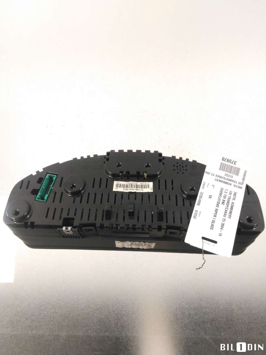 Instrumentpanel til VW Transporter / Caravelle 2003-2009 (Fase 1) (T5) (T5) (VOLKSWAGEN|7H0920861E||22050732921)