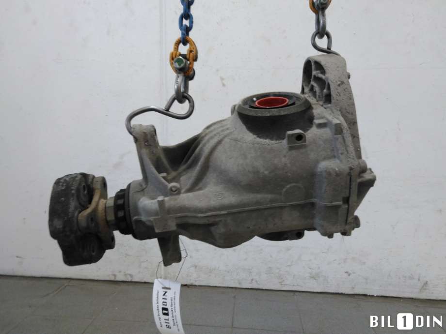 Kardang klokke bak til BMW 5-Serie 2010-2017 (F10/F11) (F10/F11) (BMW|33107584451|758445005|)