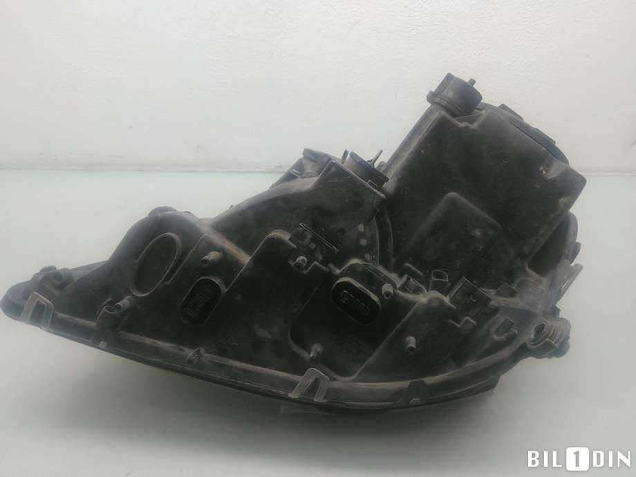 Frontlykt høyre halogen til Mercedes ML 2005-2011 (W164) (W164) (MERCEDES|A1648205461|)