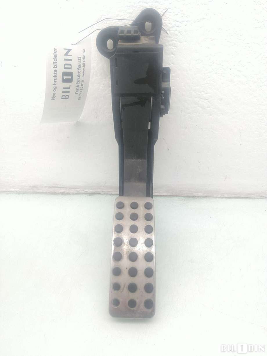 Pedal gass til Mercedes ML 2005-2011 (W164) (W164) (MERCEDES|A1643000004|)