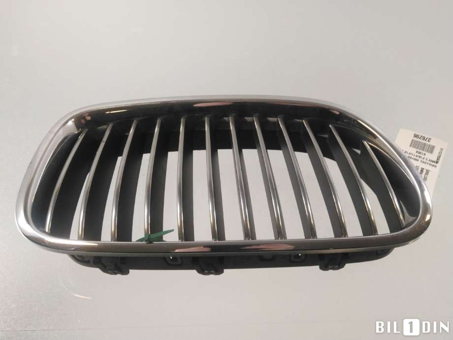 Grill høyre til BMW 5-Serie 2010-2017 (F10/F11) (F10/F11) (BMW|51137203650|)