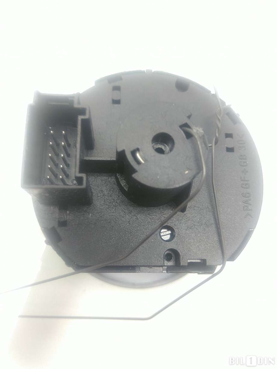 Bryter lys til VW Passat 2011-2015 (B7) (B7) (VOLKSWAGEN|3C0941334A|)