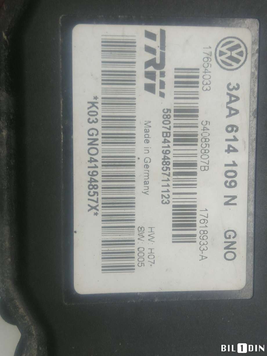 ABS sentral til VW Passat 2011-2015 (B7) (B7) (VOLKSWAGEN|3AA614109N|)