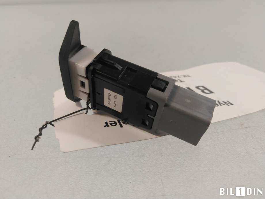 Bryter diverse til Audi A3 2016-2020 (Type III, Fase 2)  (AUDI|8V0907569|)