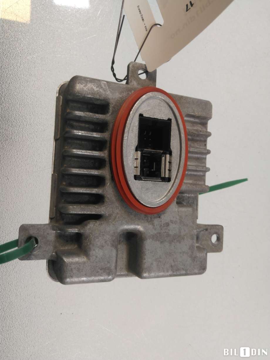Styreenhet xenon/ballast til BMW 5-Serie 2010-2017 (F10/F11) (F10/F11) (BMW|63117318327||7237647)