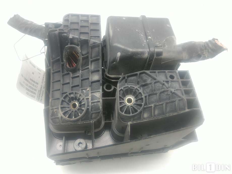 Sikringsboks til VW Passat 2011-2015 (B7) (B7) (VOLKSWAGEN|3C0937125A|)