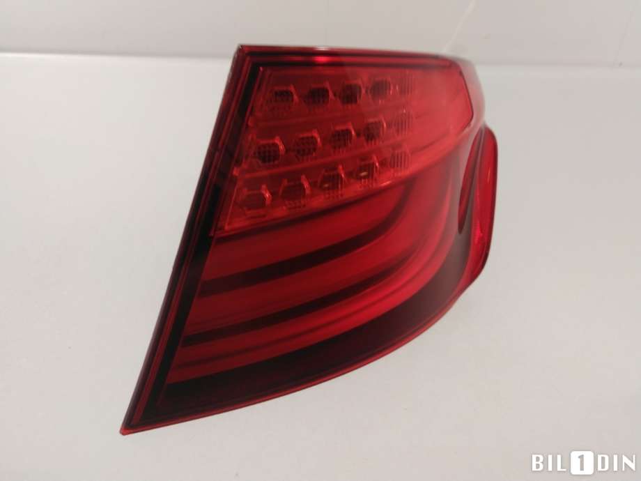 Baklykt høyre til BMW 5-Serie 2010-2017 (F10/F11) (F10/F11) (BMW|63217203230|)
