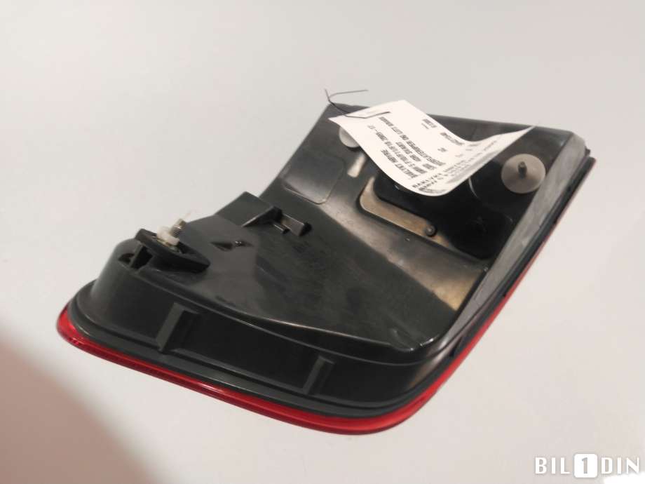 Baklykt høyre til BMW 5-Serie 2010-2017 (F10/F11) (F10/F11) (BMW|63217203230|)