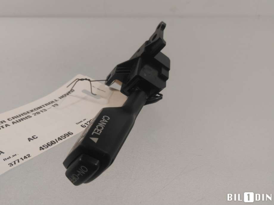 Bryter cruise control til Toyota Auris 2015-2019 (Type II, Fase 2)  (TOYOTA|846320F010|)