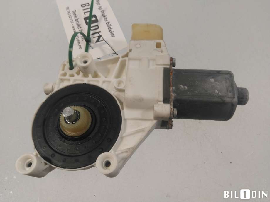 Ruteheis høyre foran til BMW 3-Serie 2005-2011 (E90/E91/E92/E93) (E90/E91/E92/E93) (BMW 320D|67627189232|)