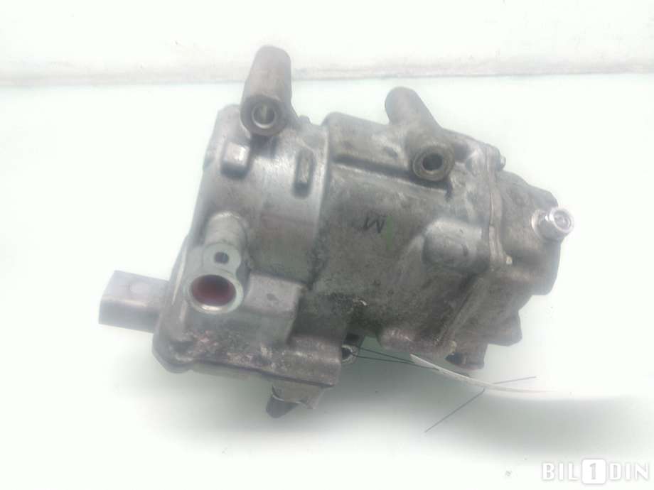 Aircondition kompressor til Toyota Yaris 2014-2020 (Type III, Fase 2)  (TOYOTA|8837052012|)