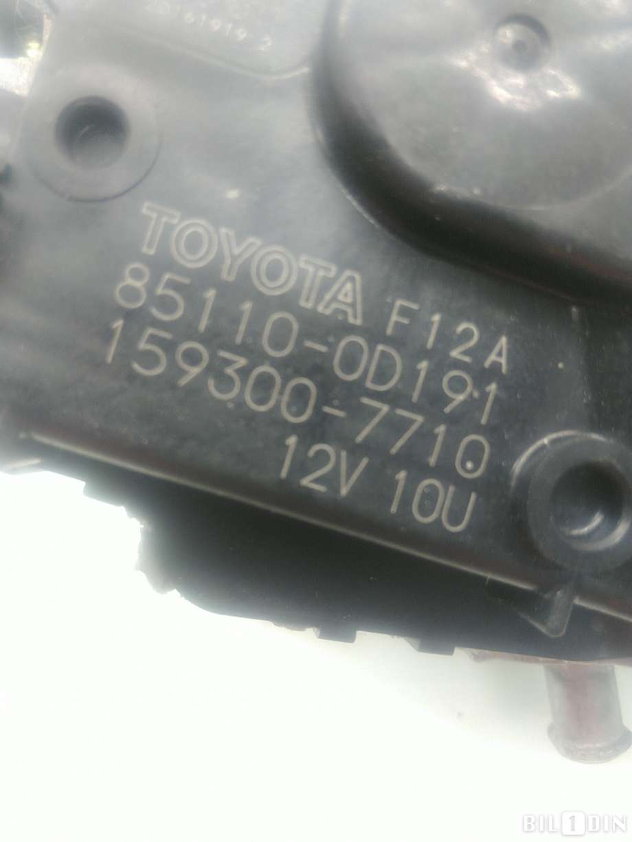 Viskermotor frontrute til Toyota Yaris 2014-2020 (Type III, Fase 2) (TOYOTA|851100D191|)