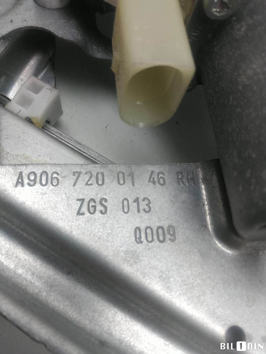 Ruteheis til Mercedes Sprinter 2013-2018 (Fase 2) (906) (906) (MERCEDES|A9067200146|)