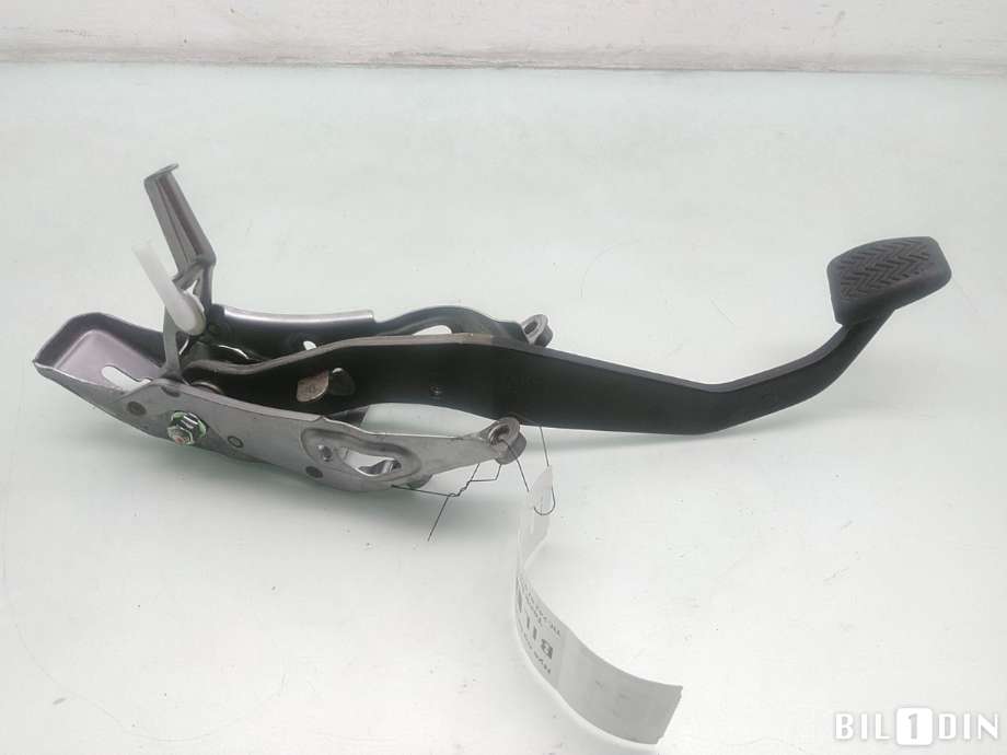 Pedal gass/brems/clutch til Toyota Avensis 2015-2019 (Type III, Fase 2)  (TOYOTA|4710120720|)
