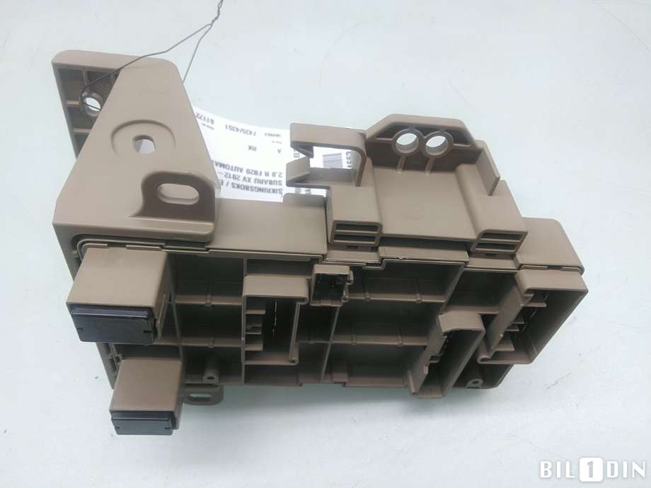 Sikringsboks til Subaru XV 2012-2017 (Type I)  (SUBARU|82201FJ211|)