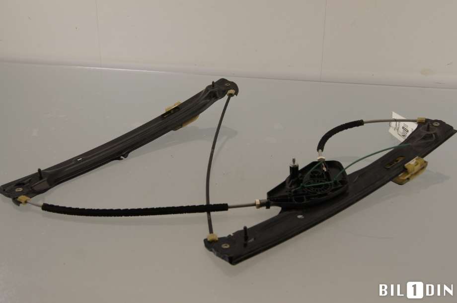 Ruteheis til BMW X3 2010-2017 (F25) (F25) (BMW|51337355636|)