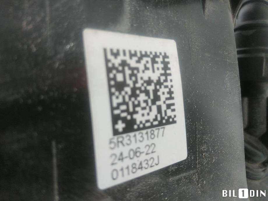 AdBlue tank til VW Caddy 2020-->> (Type IV)  (VOLKSWAGEN|5R3131877E|)
