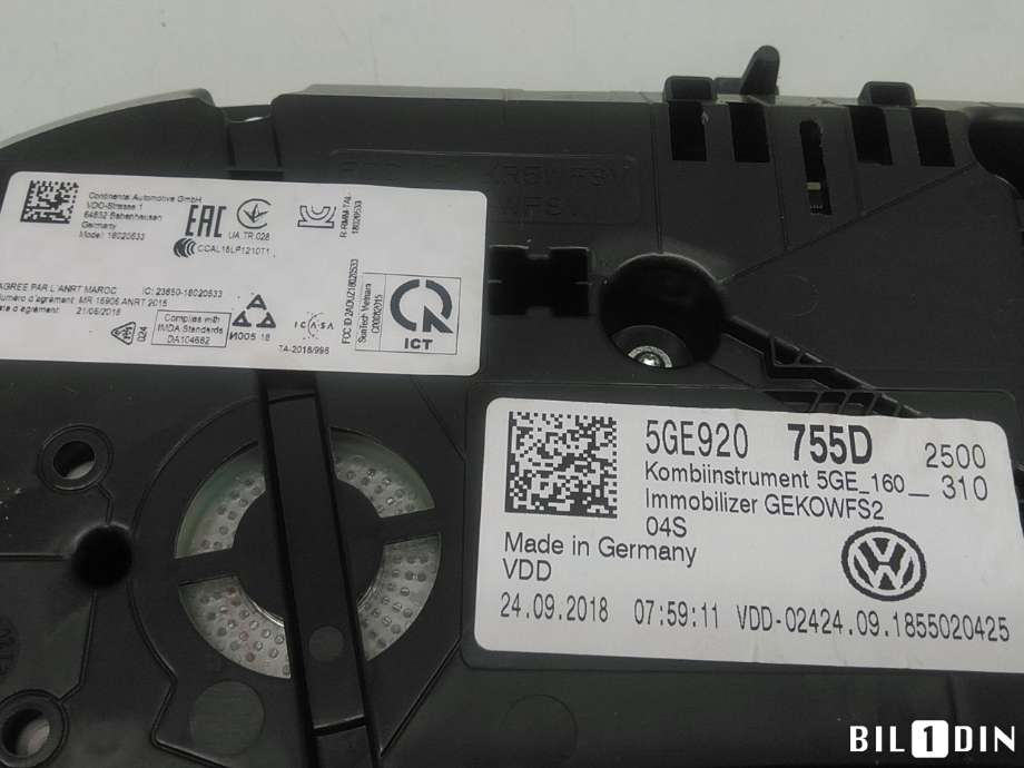 Instrumentpanel til VW e-Golf 2017-2020 (Fase 2)  (VOLKSWAGEN|5GE920755D|)