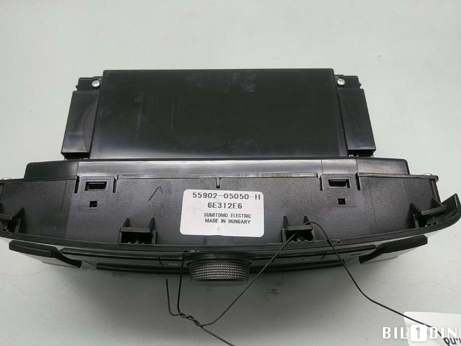 Varmeapparat betjening til Toyota Avensis 2003-2008 (Type II)  (TOYOTA|5590005270|)