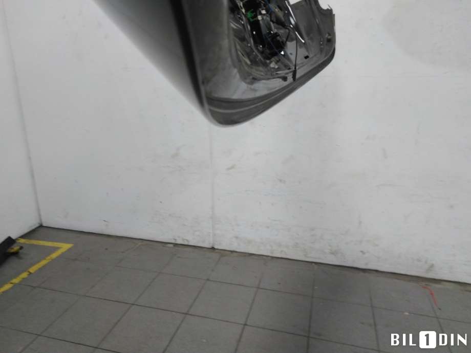 Bakluke til Audi Q7 2006-2010 (Type I, Fase 1)  (AUDI|4L0827023|)