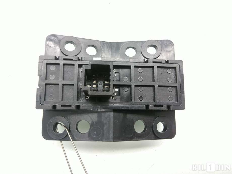 Bryter diverse til Nissan Qashqai 2014-2021 (Type II)  (NISSAN|252734BA0A|)