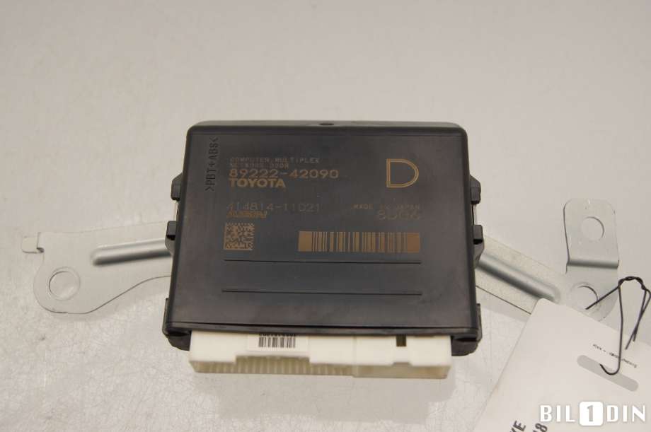 Styreenhet elektrisk bakluke til Toyota RAV4, 2016-2019 (Type IV, Fase 2)  (TOYOTA|8922242090)