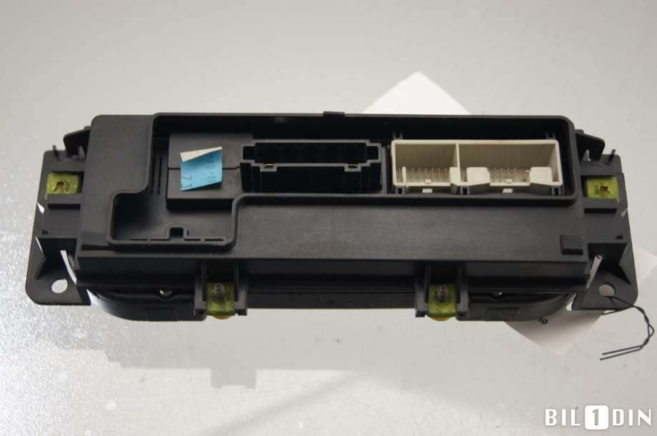 Varmeapparat betjening til VW Transporter / Caravelle 2009-2015 (Fase 2) (T5) (T5) (VOLKSWAGEN|7E5907047P||7E5907047P
WZU)