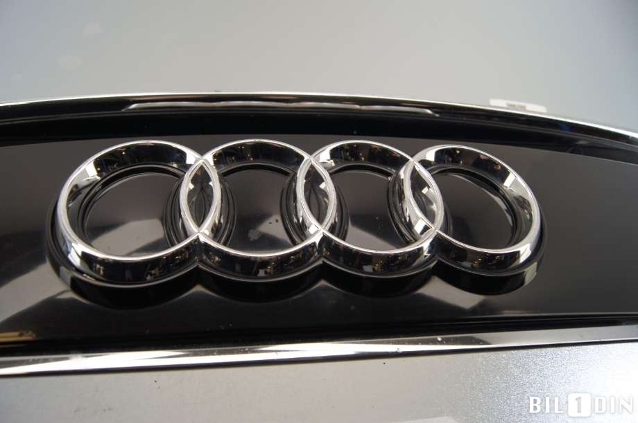 Grill til Audi A2 2000-2005 (AUDI|8Z0853667C|)