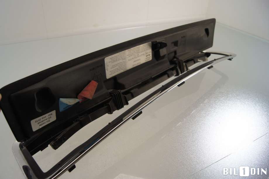 Grill til Audi A2 2000-2005 (AUDI|8Z0853667C|)