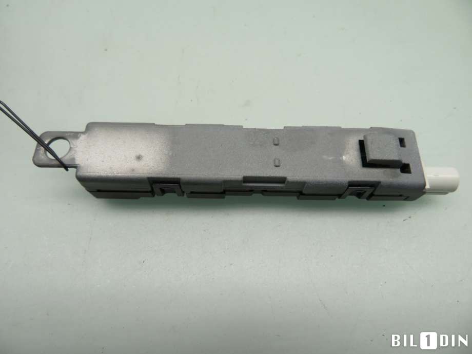 Antenne forsterker til Audi Q5, 2012-2017 (Type I, Fase 2)  (AUDI|8R0035225J)