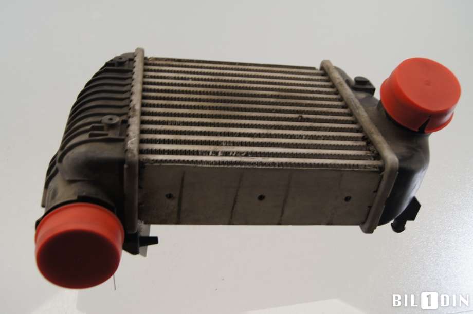 Intercooler til Audi A6, Allroad, 2008-2011 (Type II, Fase 2) (C6) (C6) (AUDI|4F0145805AC)