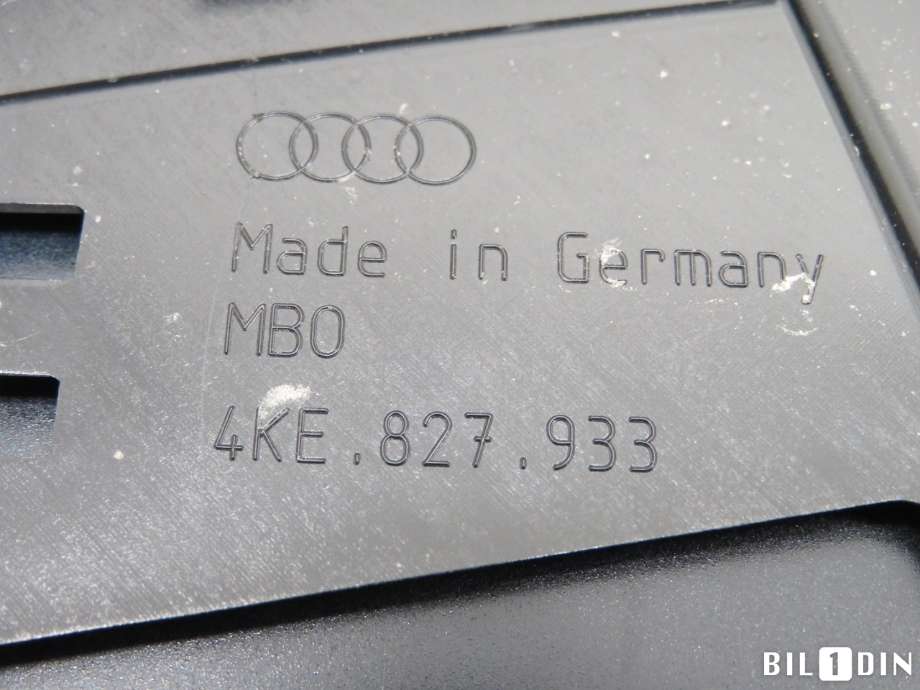 Spoiler bak til Audi e-tron 2018-->>  (AUDI|4KE827933|)
