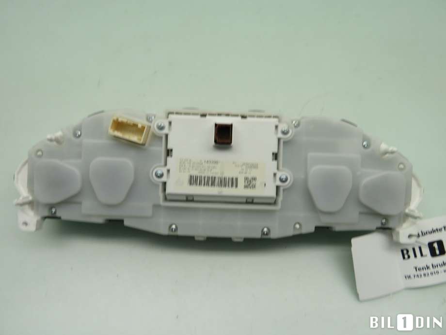 Instrumentpanel til Peugeot 2008 2013-2019 (Type I)  (PEUGEOT|9813872980|9822703680|)